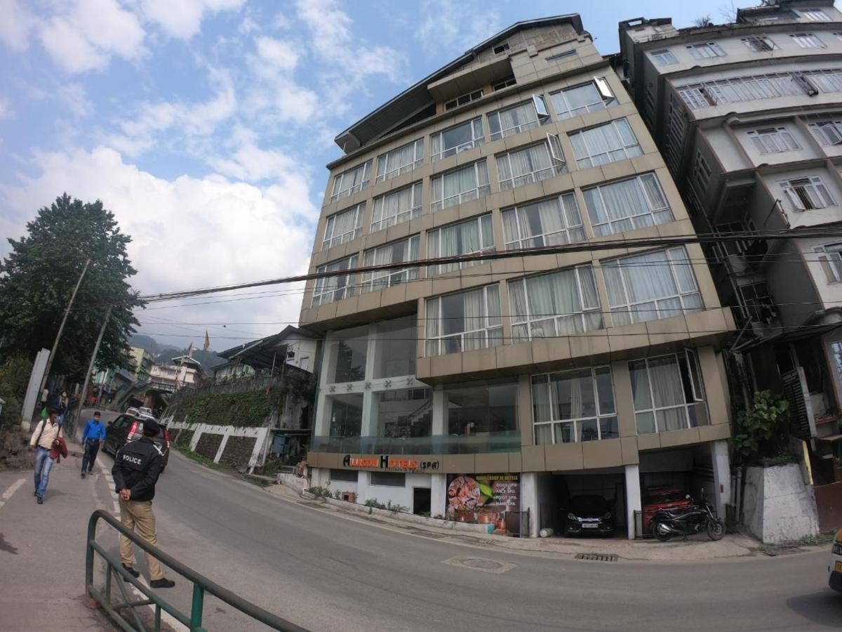 Mann Dechen And Palmo, Mg Marg, Gangtok Hotel Exterior foto